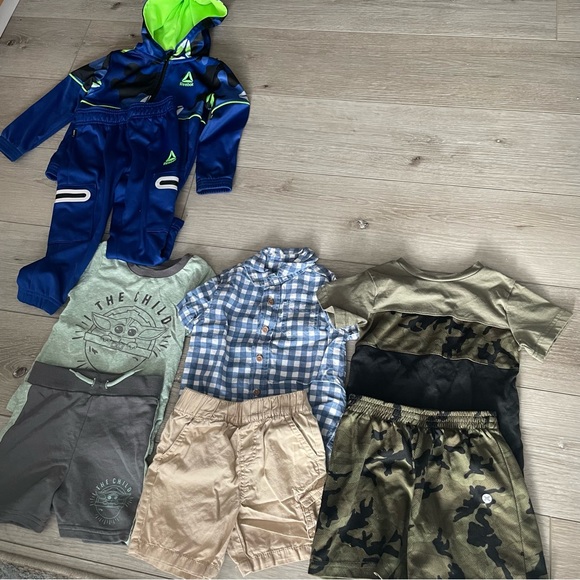 Boys 2T Toddler Clothes Lot (Sets) - Picture 3 of 4